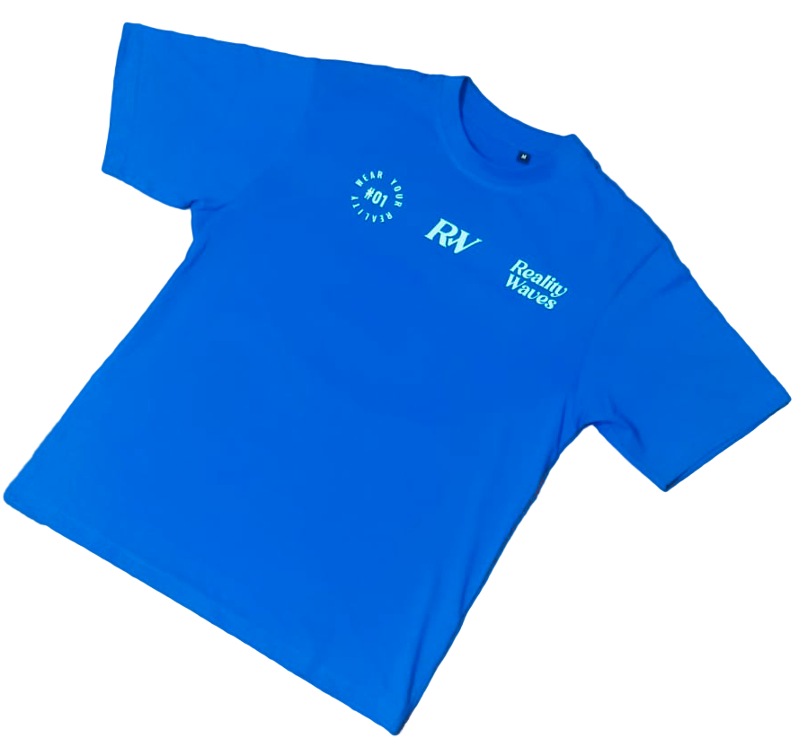 Wear your Reality oversized blue t-shirt