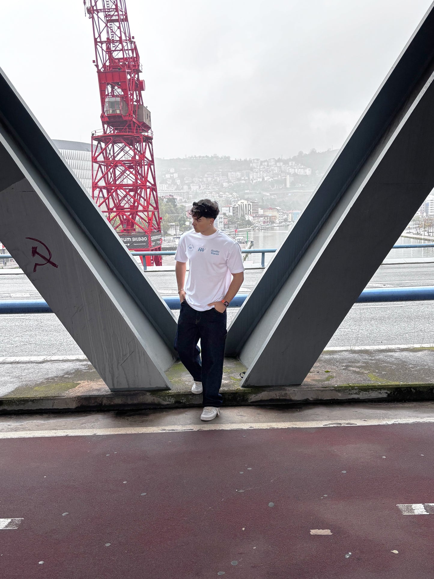 Wear your Reality oversized white t-shirt